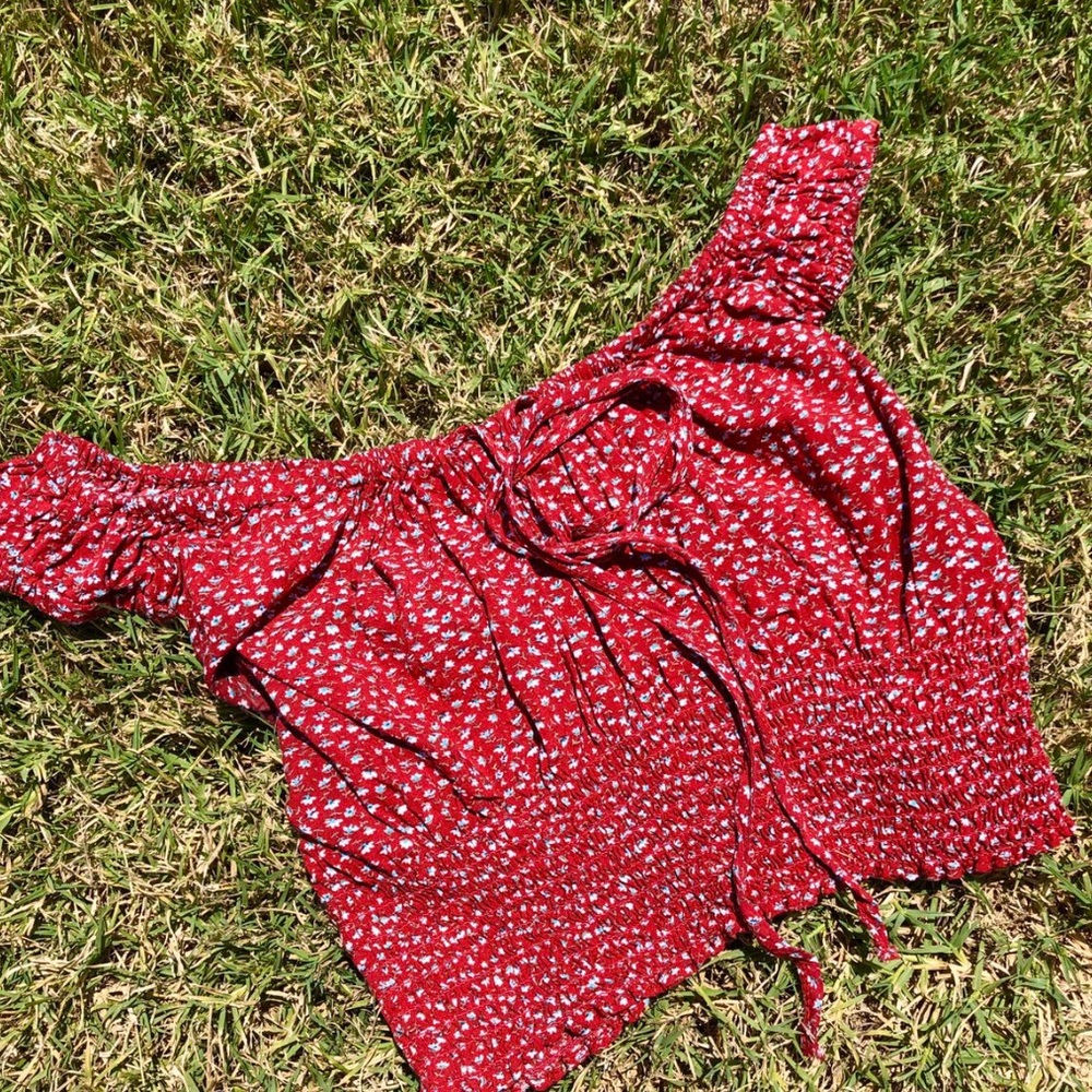 off the shoulder brandy melville john galt top